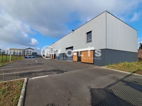   Locaux d'activité - A LOUER - 351 m² divisibles à partir de 170 m² 