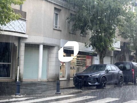 Locaux Commerciaux - CESSION DE BAIL - 64 m&sup2; non divisibles 70000 77340 Pontault combault