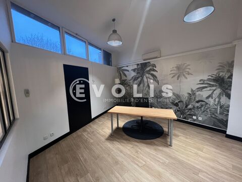 Bureaux - A LOUER - 123 m&sup2; divisibles &agrave; partir de 104 m&sup2; 2665 94100 Saint maur des fosses