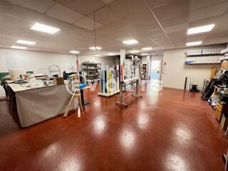   Bureaux - A LOUER - 409 m² divisibles à partir de 28 m² Ormoy