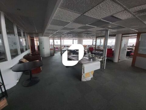 Bureaux et Locaux Commerciaux - A LOUER - 3 721 m² divisibles à partir de 141 m² 71319 33000 Bordeaux