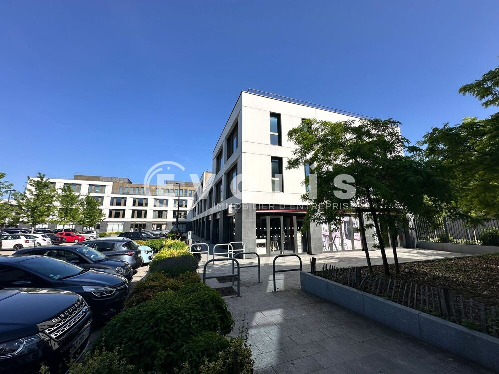   BUREAUX A LOUER AU PIED DU TRAMWAY - 2 106 m² divisibles à partir de 376 m² Chatenay malabry