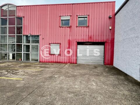 Locaux d'activit&eacute; - A LOUER - 300 m&sup2; non divisibles 2400 77380 Combs la ville