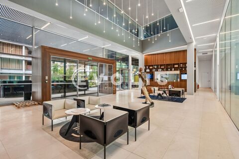   Une adresse de choix, un quartier d'avenir ! - 2465 m² divisibles à partir de 269 m² 
