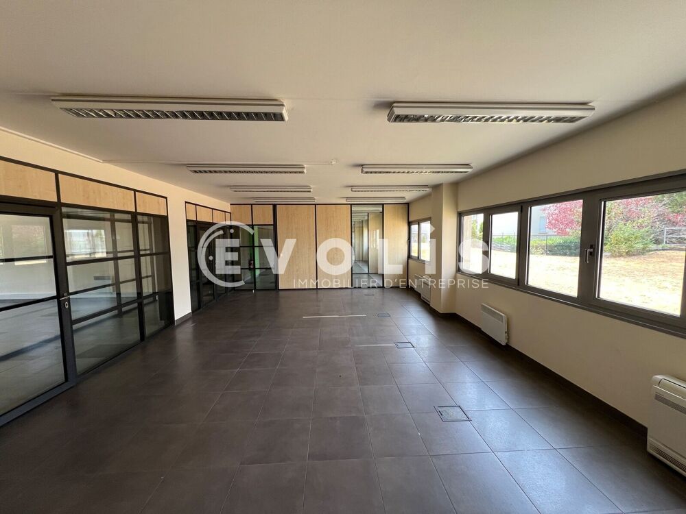   Bureaux - A LOUER - 1 282 m² divisibles à partir de 285 m² Saint maur des fosses
