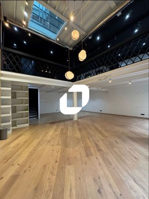 Bureaux - A LOUER - 374 m&sup2; non divisibles 13090 75011 Paris