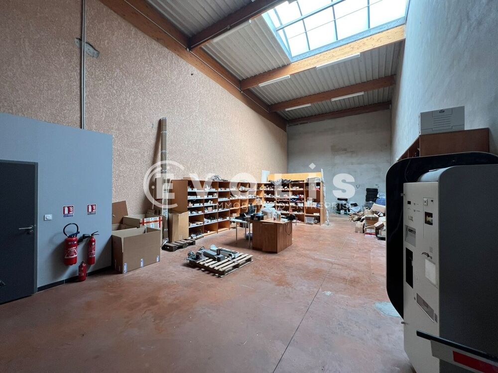   Locaux d'activité - A LOUER - 194 m² non divisibles La verpilliere