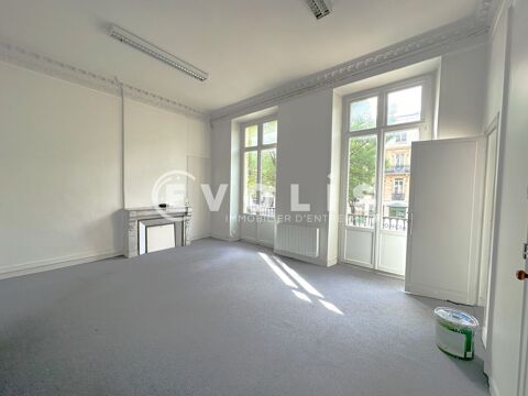 Bureaux - A LOUER - 50 m&sup2; non divisibles 996 33000 Bordeaux