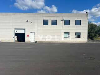   Locaux d'activité - A VENDRE - 6 094 m² divisibles à partir de 2 705 m² Halluin