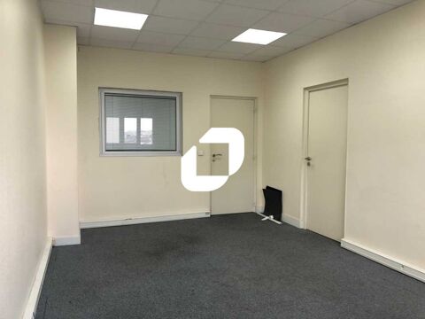 Bureaux - A LOUER - 257 m&sup2; divisibles &agrave; partir de 31 m&sup2; 4987 95130 Le plessis bouchard