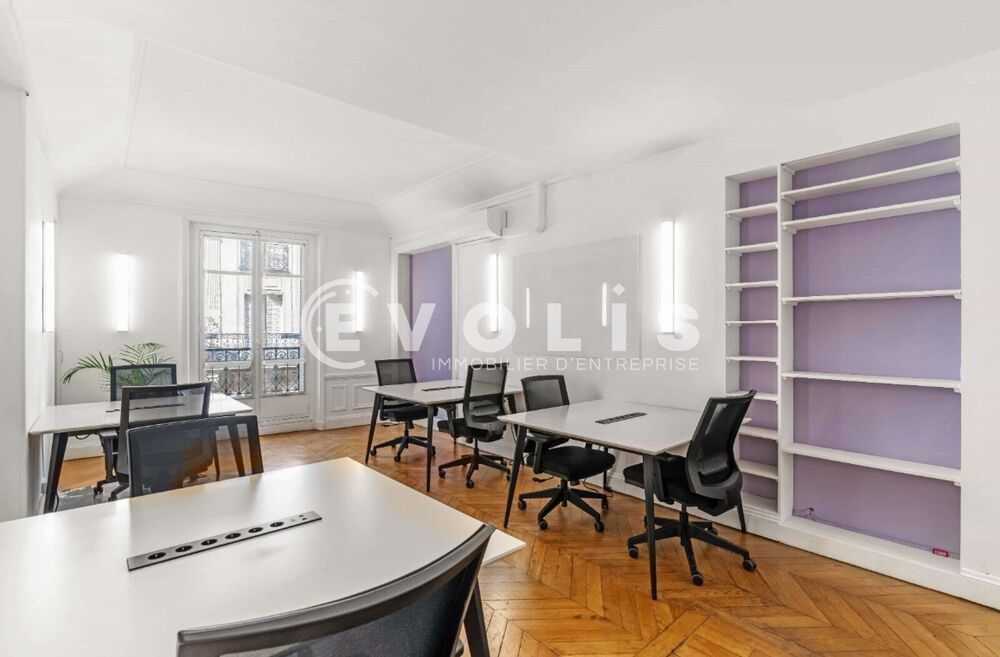   Bureaux - A LOUER - 40 m² non divisibles Paris 9