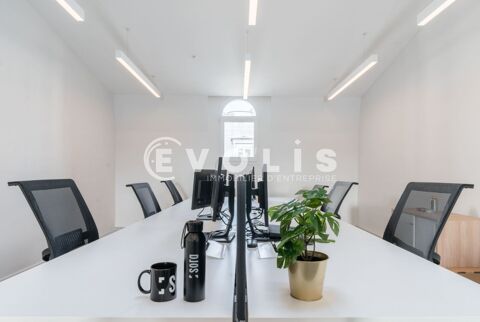 Bureaux - A LOUER - 150 m&sup2; non divisibles 11160 75009 Paris