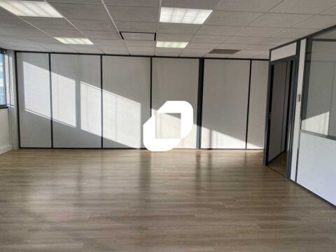 Bureaux - A LOUER - 183 m² divisibles à partir de 77 m² 1906 33170 Gradignan