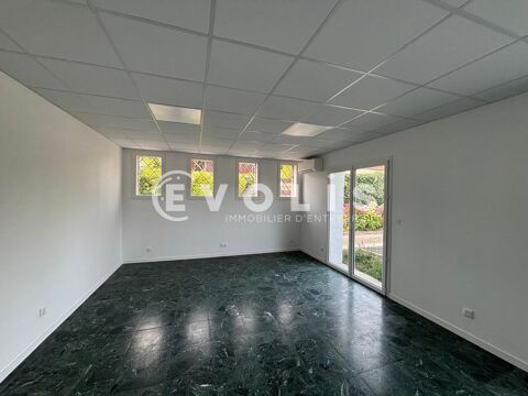   Locaux commerciaux - A LOUER - 95 m² non divisibles 