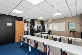   Bureaux - A LOUER - 334 m² divisibles à partir de 126 m² Lyon 6