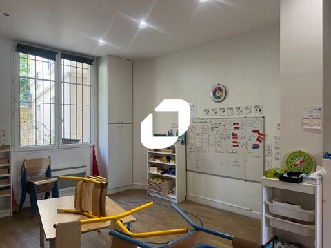 Locaux Commerciaux - A LOUER - 105 m² non divisibles 2475 75015 Paris