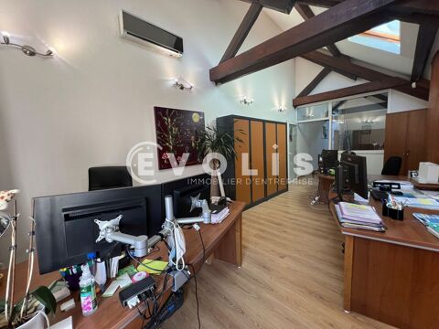 Bureaux - A LOUER - 142 m&sup2; non divisibles 2200 91940 Les ulis