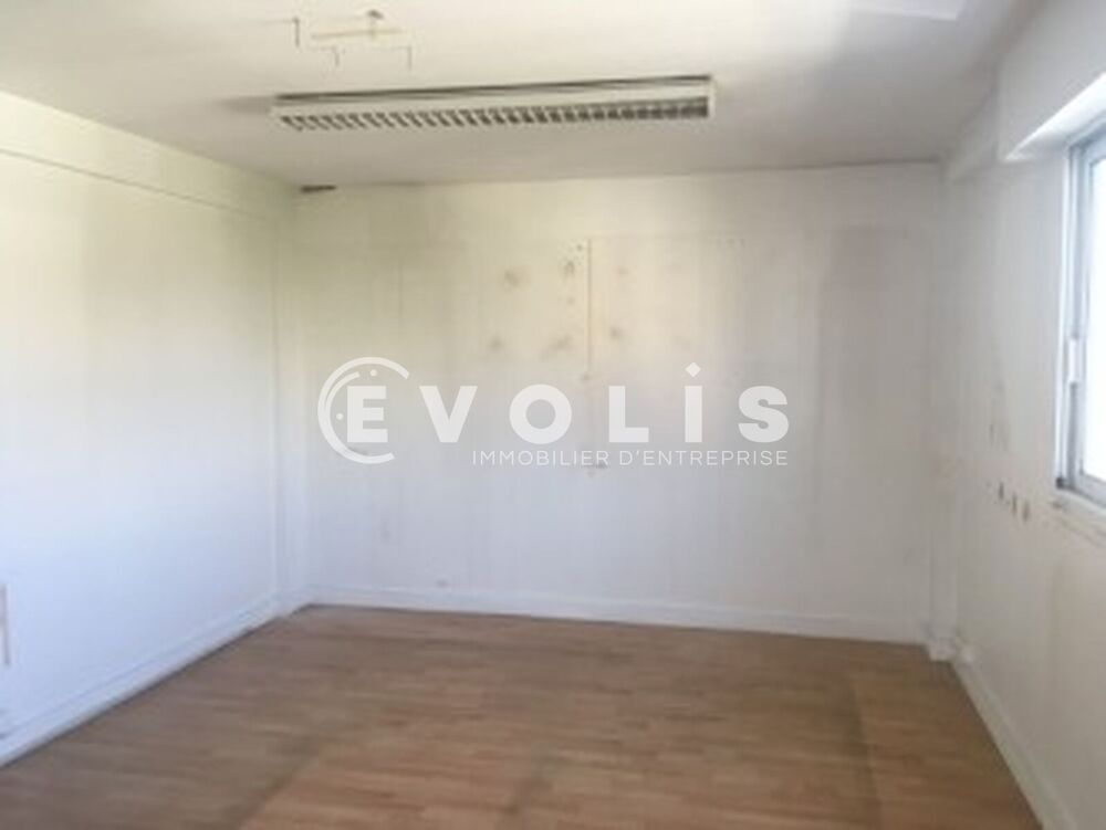   Bureaux - A LOUER - 40 m² non divisibles Orly