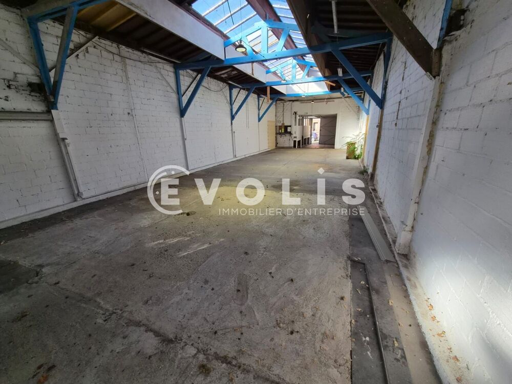   Locaux d'activité - A LOUER - 220 m² non divisibles Montreuil