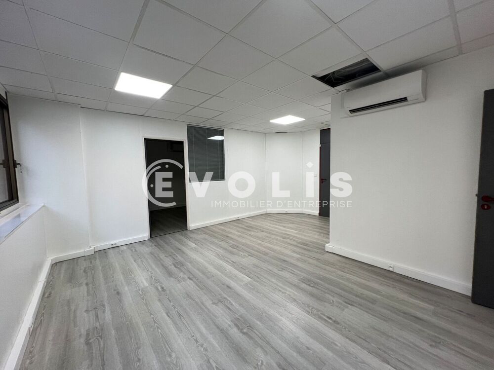   Bureaux - A LOUER - 154 m² divisibles à partir de 13 m² Montreuil