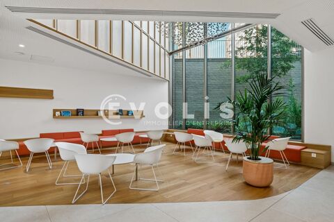  Locaux d'activité - A LOUER - 1 098 m² non divisibles 