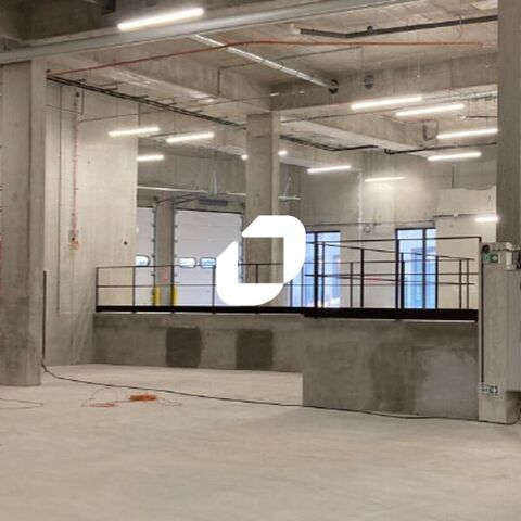 IVRY LES LETTRES - 1&nbsp;720 m&sup2; non divisibles 24647 94200 Ivry sur seine