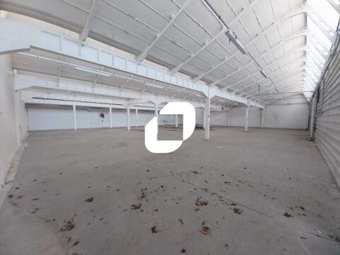 BATIMENT INDEPENDANT SUR SON TERRAIN - 2&nbsp;275 m&sup2; non divisibles 13750 69150 Decines charpieu