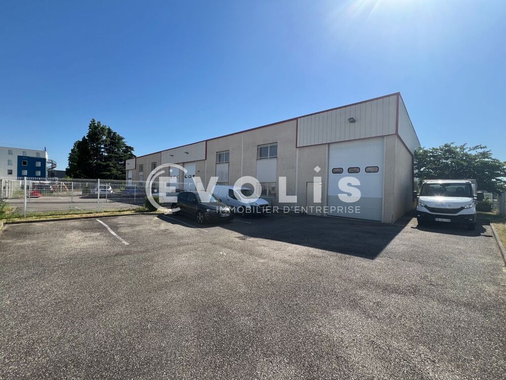   LOCAL A LOUER - 177 m² non divisibles 