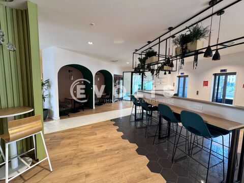   Bureaux - A LOUER - 4 422 m² divisibles à partir de 258 m² 