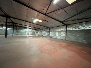   Locaux d'activité - A LOUER - 820 m² non divisibles Martillac
