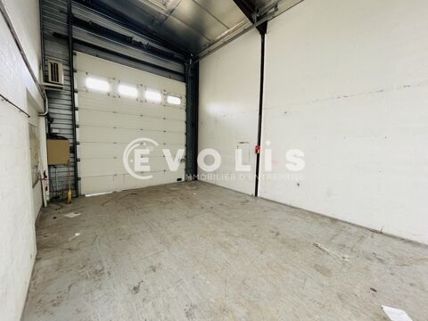   Locaux d'activité - A LOUER - 597 m² divisibles à partir de 208 m² 