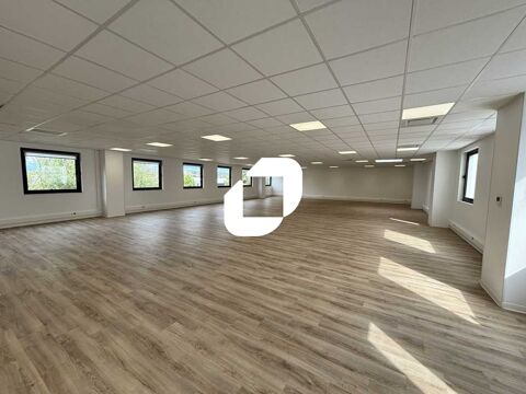 Bureaux - A LOUER - 2&nbsp;078 m&sup2; divisibles &agrave; partir de 154 m&sup2; 25456 69760 Limonest