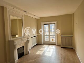  Bureaux - A LOUER - 298 m² non divisibles Paris 8