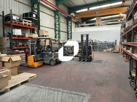 Entrep&ocirc;ts - A LOUER - 916 m&sup2; non divisibles 5417 44119 Treillieres