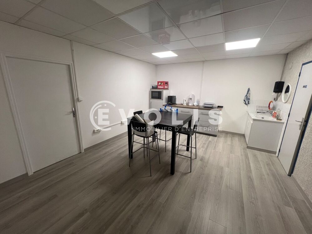   LOCAL A LOUER - 170 m² non divisibles Rillieux la pape