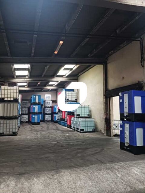 Locaux d'Activit&eacute;s - A VENDRE - 2&nbsp;107 m&sup2; non divisibles 5000000 94400 Vitry sur seine