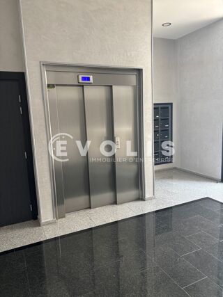   Bureaux - A LOUER - 40 m² non divisibles Noisy le grand