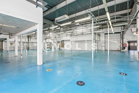   Locaux d'activité - A LOUER - 1 799 m² divisibles à partir de 779 m² 