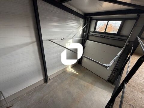 Locaux d'Activités - A LOUER - 925 m² divisibles à partir de 185 m² 9250 95300 Ennery