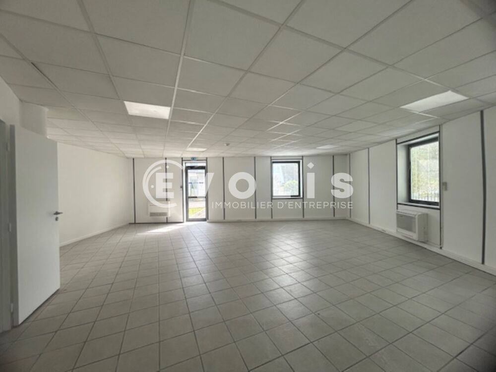   Bureaux - A LOUER - 470 m² divisibles à partir de 130 m² Montbonnot saint martin