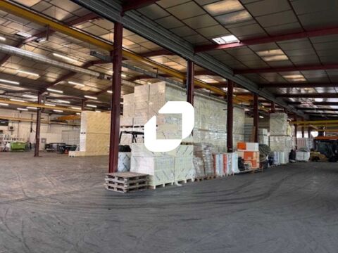 Locaux d'Activit&eacute;s - A LOUER - 2&nbsp;749 m&sup2; non divisibles 14890 69120 Vaulx en velin