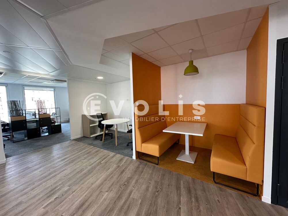   Bureaux - A LOUER - 927 m² divisibles à partir de 411 m² La garenne colombes