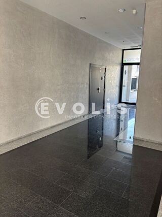   Bureaux - A LOUER - 40 m² non divisibles Noisy le grand