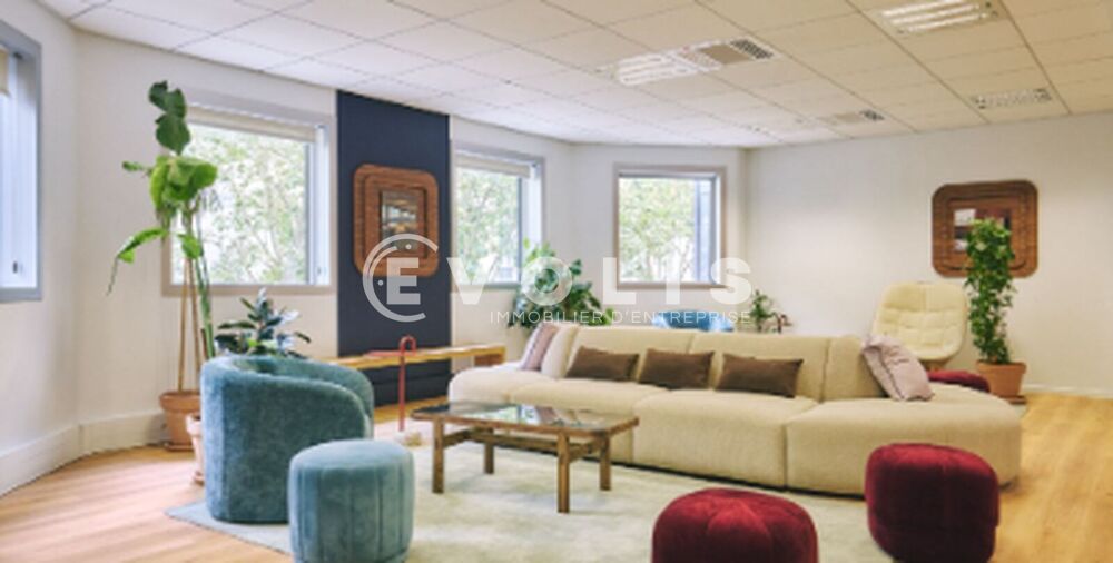   Bureaux - A LOUER - 150 m² non divisibles Paris 13