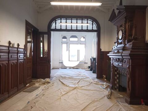   REZ-DE-CHAUSSEE AVEC JARDIN ET GARAGE PRIVATIF - 142 m� non divisibles 