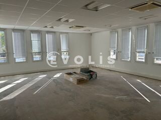   Bureaux - A LOUER - 774 m² non divisibles Bordeaux
