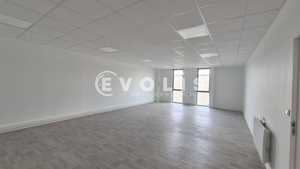   Locaux d'activité - A LOUER - 258 m² non divisibles Bailly romainvilliers