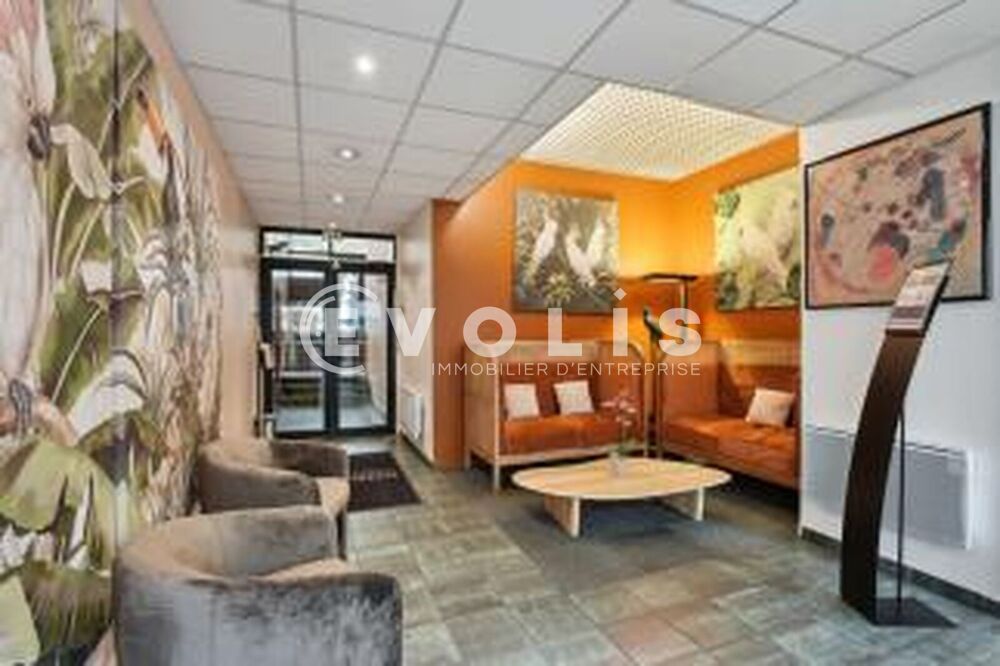   CW Privé - A LOUER - 19 postes Paris 11