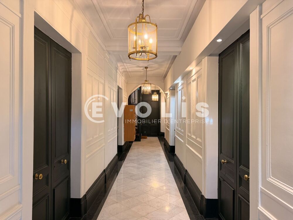   Bureaux - A LOUER - 60 m² non divisibles Paris 1