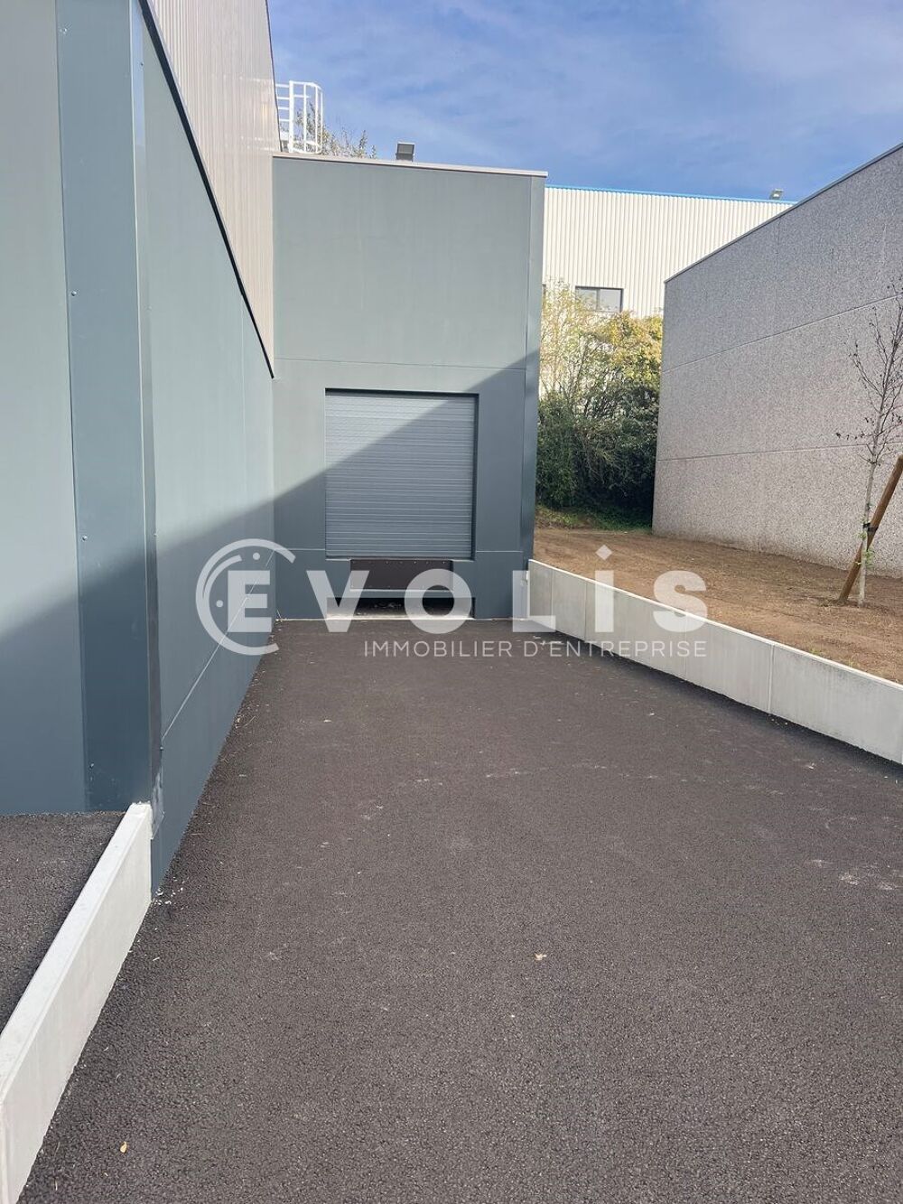   Locaux d'activité - A LOUER - 2 073 m² divisibles à partir de 474 m² Wasquehal